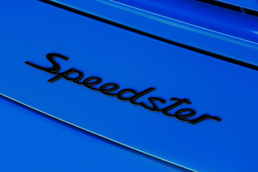  Porsche 911 Carrera Speedster 2011 года  (фото 3 из 108)